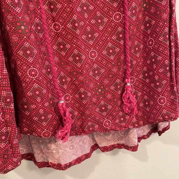 Patterned Tank Top - Picture 2 of 3